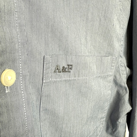 Y2K Abercrombie & Fitch Muscle Button Down Shirt Men's Medium Blue Preppy Office - Picture 2 of 10